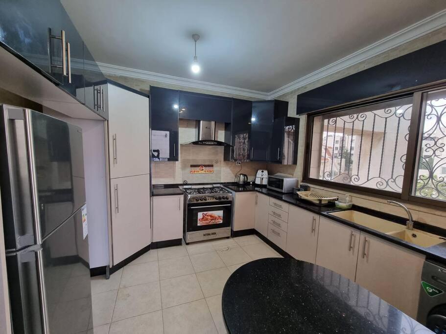 Deir Ghbar 3 Rooms Apart Амман Екстер'єр фото