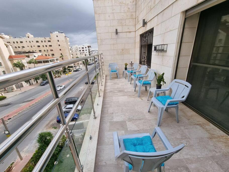 Deir Ghbar 3 Rooms Apart Амман Екстер'єр фото